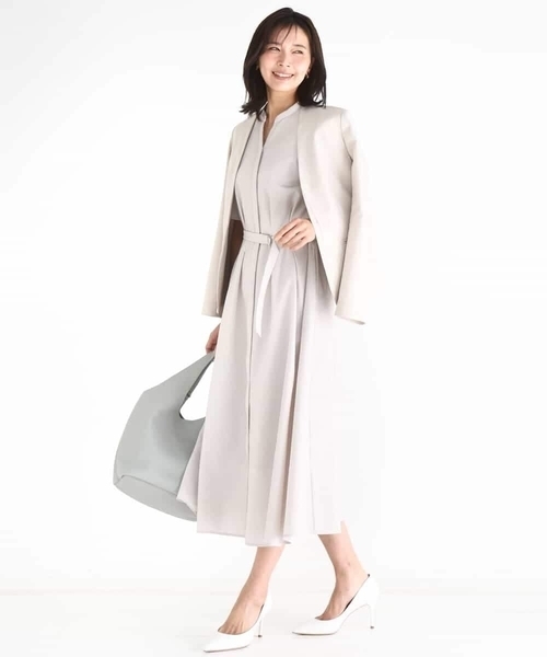 MK MICHEL KLEIN（エムケーミッシェルクラン）の「[イージーケア/洗える]ドライタッチストレッチ カラーレスジャケット（ノーカラージャケット・レディース・ネイビー/グレイッシュベージュ・38/40）」の17枚目の写真