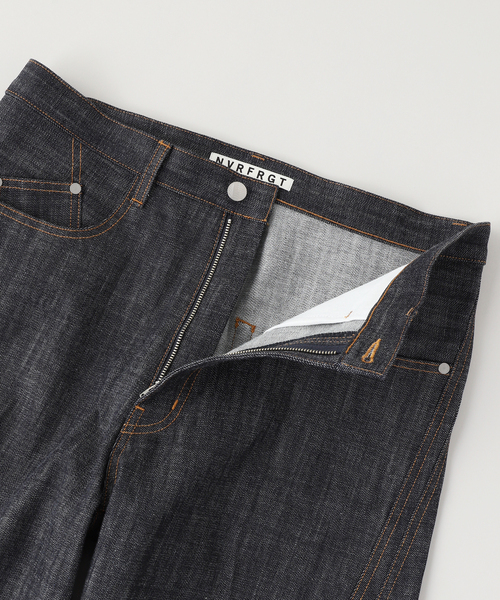 NVRFRGT（ネヴァーフォーゲット）の「NVRFRGT / ネヴァーフォーゲット 3D TWISTED WIDE LEG JEANS/RAW IN（デニムパンツ・メンズ・ネイビー・1/3/2）」の4枚目の写真