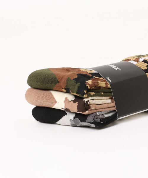 ＪＵＧＬＡＮＳ（ユグランス）の「【AVIREX】AX Camouflage 3P Socks / カモフラージュ柄 スタンダードロゴ ソックス 3足セット（ソックス/靴下・メンズ・マルチ・25cm～27cm）」の2枚目の写真
