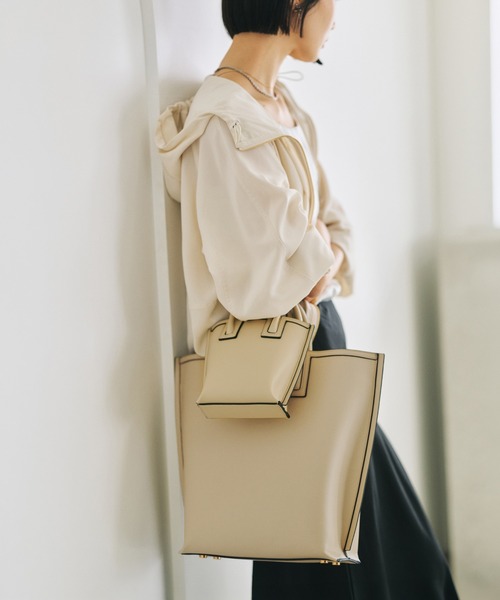 E'POR(エポール)の「【E'POR】【WEB限定】Ree BAG Large/A4対応・通勤・軽量・26SS(トートバッグ・レディース・ブラック/ラベンダー/グリーン系その他/ベージュ/ライトグレー・FREE)」の6枚目の写真
