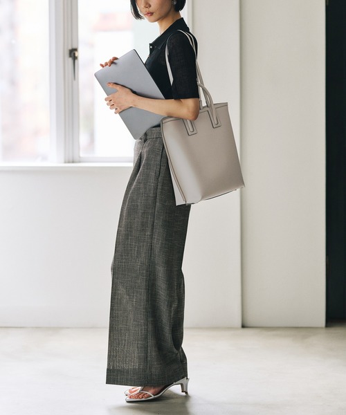 E'POR(エポール)の「【E'POR】【WEB限定】Ree BAG Large/A4対応・通勤・軽量・26SS(トートバッグ・レディース・ブラック/ラベンダー/グリーン系その他/ベージュ/ライトグレー・FREE)」の15枚目の写真