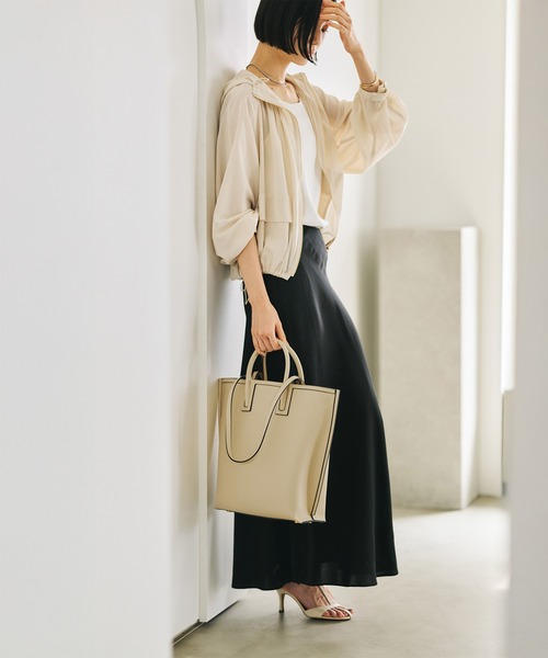 E'POR(エポール)の「【E'POR】【WEB限定】Ree BAG Large/A4対応・通勤・軽量・26SS(トートバッグ・レディース・ブラック/ラベンダー/グリーン系その他/ベージュ/ライトグレー・FREE)」の8枚目の写真