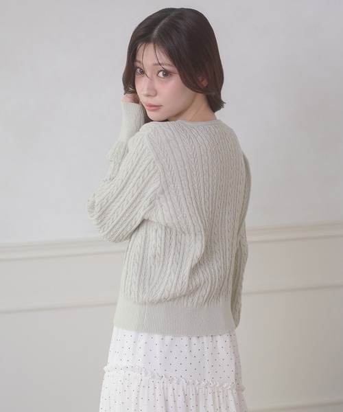 Ambre Neige(アンブルネージュ)の「w button cable knit cardigan / Wボタンケーブルニットカーディガン(カーディガン/ボレロ・レディース・ベビーピンク/ライトグリーン/アイボリー・FREE)」の16枚目の写真