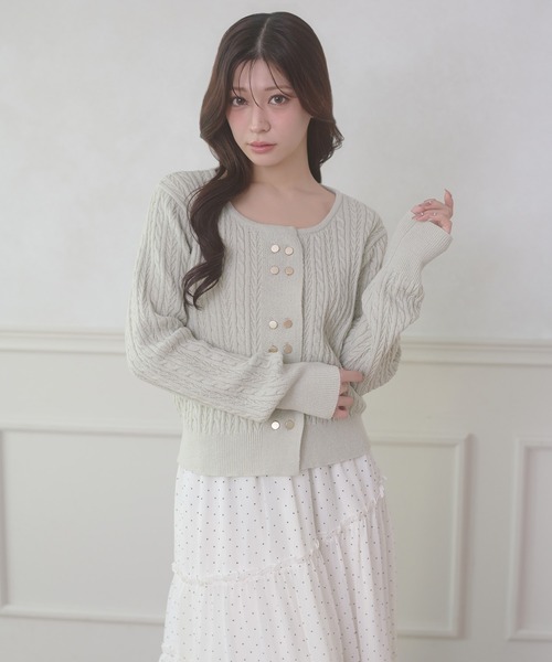 Ambre Neige(アンブルネージュ)の「w button cable knit cardigan / Wボタンケーブルニットカーディガン(カーディガン/ボレロ・レディース・ベビーピンク/ライトグリーン/アイボリー・FREE)」の12枚目の写真