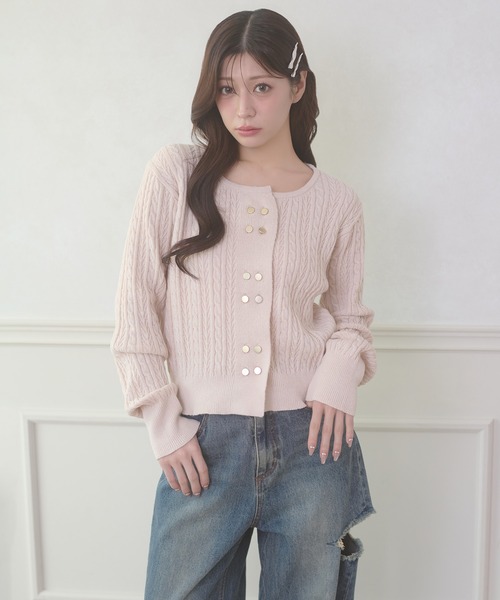 Ambre Neige(アンブルネージュ)の「w button cable knit cardigan / Wボタンケーブルニットカーディガン(カーディガン/ボレロ・レディース・ベビーピンク/ライトグリーン/アイボリー・FREE)」の22枚目の写真
