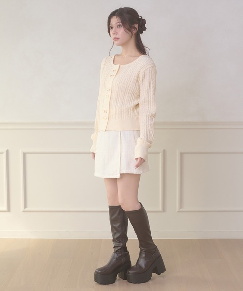 Ambre Neige(アンブルネージュ)の「w button cable knit cardigan / Wボタンケーブルニットカーディガン(カーディガン/ボレロ・レディース・ベビーピンク/ライトグリーン/アイボリー・FREE)」の11枚目の写真
