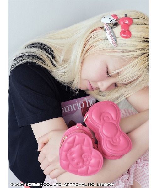 sanrio house（サンリオハウス）の「３WAYリボンアームバンドバッグ（ハンドバッグ・レディース・ブラック/シルバー/ピンク・F）」の5枚目の写真