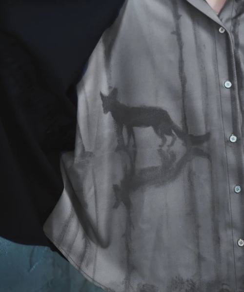 Etrarium(エトラリウム)の「静寂と青 Layered Shirts(Tシャツ/カットソー・レディース・サックスブルー/ブラック・FREE)」の8枚目の写真