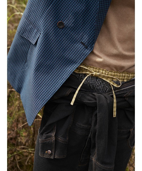 ELCHELE(エルチェレ)の「TAILORED PROM JACKET(テーラードジャケット・レディース・ブルー/オフホワイト/ストライプ・38/36)」の15枚目の写真