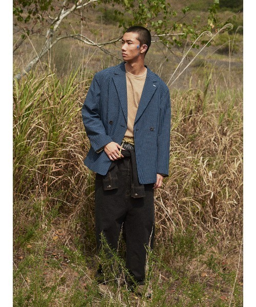 ELCHELE(エルチェレ)の「TAILORED PROM JACKET(テーラードジャケット・レディース・ブルー/オフホワイト/ストライプ・38/36)」の13枚目の写真