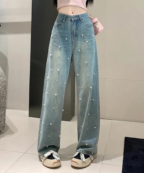 LUMIRA(アパレル)(ルミラ)の「ゆるっとシルエットが可愛いパールデニムパンツ(デニムパンツ・レディース・ブルー・S/M/L/XL)」の6枚目の写真
