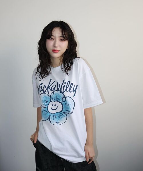 Wacky WiLLy(ワッキーウィリー)の「ビッグリリー半袖Tシャツホワイト(Tシャツ/カットソー・レディース・その他・SMALL/MEDIUM/LARGE/X-LARGE/X-SMALL)」の9枚目の写真