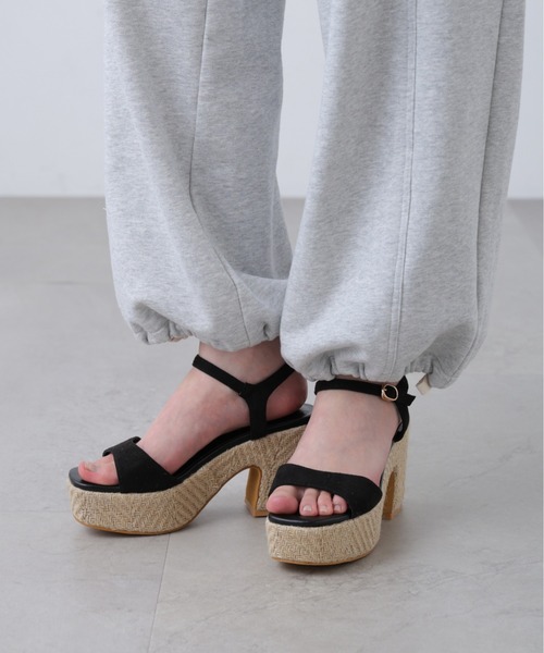 FREE'S MART（フリーズマート）の「◆バックルジュートサンダル（サンダル・レディース・ブラック/ブラウン/ホワイト・MEDIUM/SMALL）」の4枚目の写真