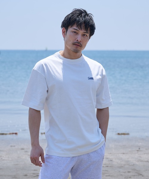 Sunny Smith(サニースミス)の「キャラクターアーチロゴ両面刺繍Tシャツ(Tシャツ/カットソー・メンズ・アッシュグレー/スミクロ/ホワイト・MEDIUM/LARGE)」の7枚目の写真
