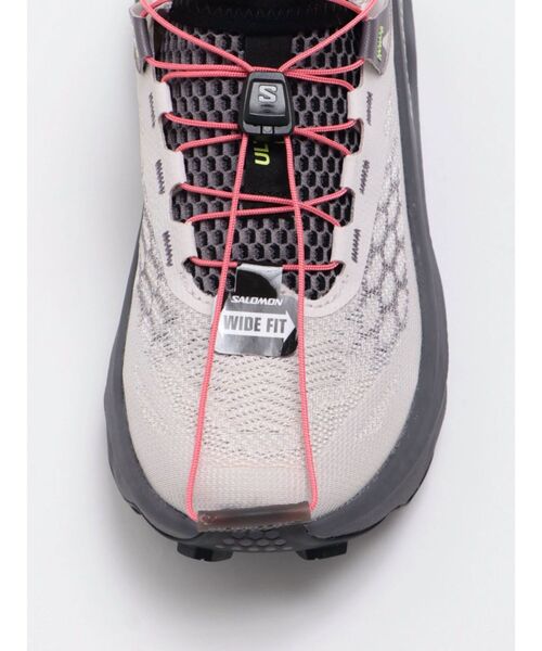 SALOMON(サロモン)の「【SALOMON】ULTRA GLIDE 4 WIDE(スニーカー・レディース・ライトグレー・23.5/24.5/22.5)」の6枚目の写真