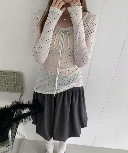 Achic（アシック）の「ドット柄長袖カットソー（Tシャツ/カットソー・レディース・ホワイト・M）」の3枚目の写真