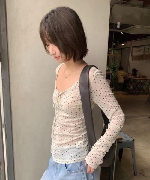 Achic（アシック）の「ドット柄長袖カットソー（Tシャツ/カットソー・レディース・ホワイト・M）」の4枚目の写真