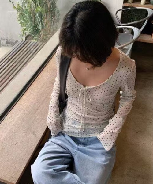 Achic（アシック）の「ドット柄長袖カットソー（Tシャツ/カットソー・レディース・ホワイト・M）」の7枚目の写真