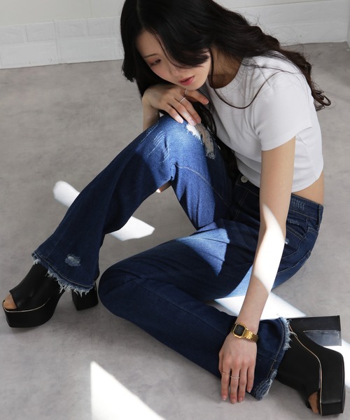 pumpkin port(パンプキンポート)の「ブロークンダメージデニム フレアロングパンツ(デニムパンツ・レディース・ネイビー/ブルー・S/M/L)」の12枚目の写真