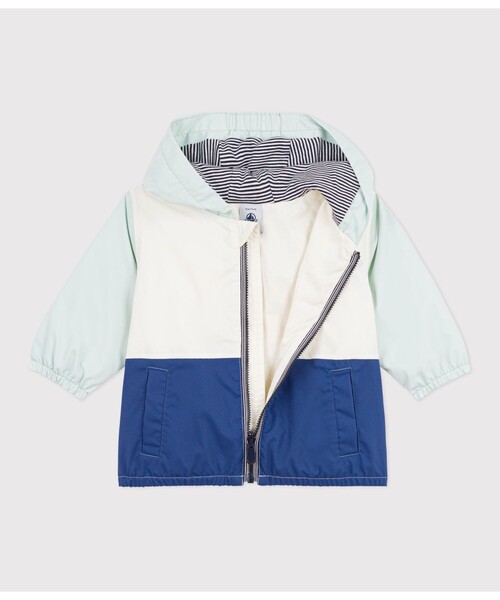 PETIT BATEAU（プチバトー）の「カラーブロックウィンドブレーカー（マウンテンパーカー・キッズ・ライトブルー・12MONTH/18MONTH/24MONTH/36MONTH）」の4枚目の写真
