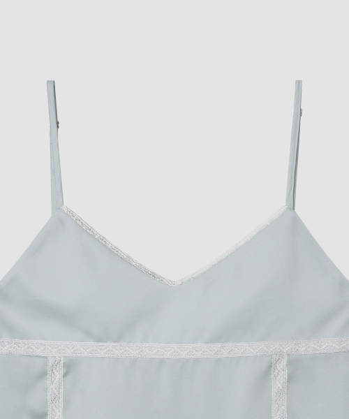 THE LILLE(ザ リル)の「Soft Satin Sleeveless_Skyblue(Tシャツ/カットソー・レディース・その他・FREE)」の4枚目の写真