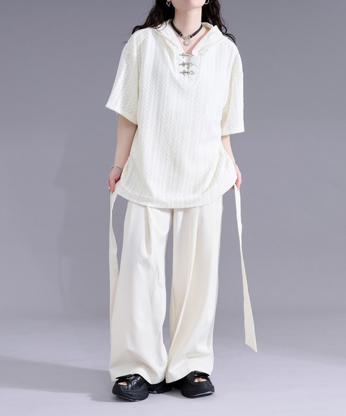 Ellno Loset(エルノロゼット)の「ベルトツキストレートワイドパンツ(スラックス・メンズ・ブラック/オフホワイト・LARGE/SMALL/MEDIUM)」の3枚目の写真