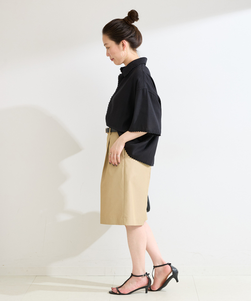 Simplicite（サンプリシテ）の「手洗い可 / エンブロイダーボクシーシャツ（シャツ/ブラウス・レディース・ブラック/ブラウン・FREE）」の4枚目の写真
