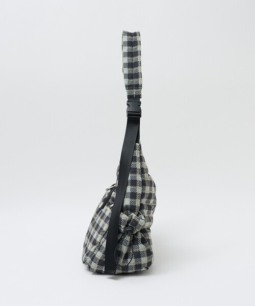 Casselini(キャセリーニ)の「【Casselini/キャセリーニ】ラウンドBIGショルダー/チェック柄/ショルダーバッグ/バッグ【WEB限定】(ショルダーバッグ・レディース・ブルー/ピンク/チャコールグレー・フリー)」の8枚目の写真