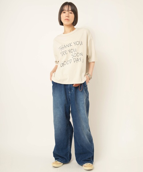RNA-N(アールエヌエーエヌ)の「M2709 THANK YOU プリントT(Tシャツ/カットソー・レディース・オフホワイト/チャコールグレー/ブラック・FREE)」の11枚目の写真