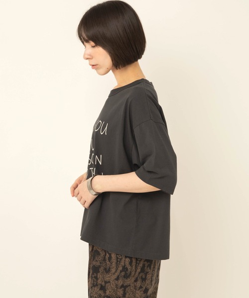 RNA-N(アールエヌエーエヌ)の「M2709 THANK YOU プリントT(Tシャツ/カットソー・レディース・オフホワイト/チャコールグレー/ブラック・FREE)」の6枚目の写真