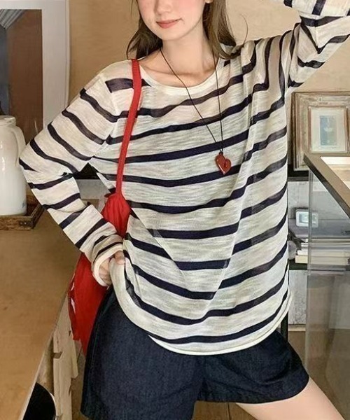 Achic(アシック)の「冷房・日差し対策ボーダー薄手ロングスリーブトップス(Tシャツ/カットソー・レディース・ネイビー/ブラック・M)」の20枚目の写真