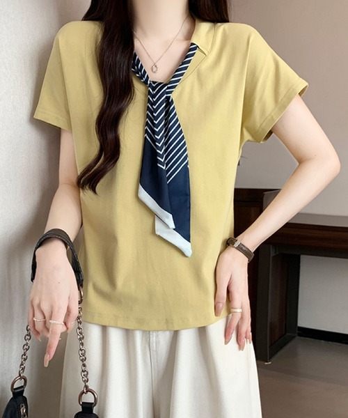 2ly2(トゥーリートゥー)の「スカーフタイ付きVネックTシャツ(Tシャツ/カットソー・レディース・ホワイト/ネイビー/イエロー/ブラック・FREE)」の5枚目の写真