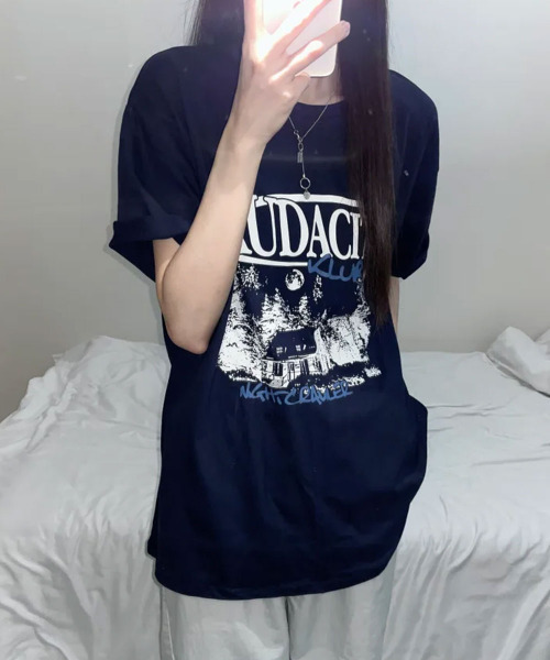 VIVID LADY(ビビッドレディー)の「モノクロフォトプリント 半袖Tシャツ(Tシャツ/カットソー・レディース・ブラック/チャコールグレー/ネイビー・FREE)」の15枚目の写真