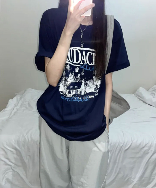 VIVID LADY(ビビッドレディー)の「モノクロフォトプリント 半袖Tシャツ(Tシャツ/カットソー・レディース・ブラック/チャコールグレー/ネイビー・FREE)」の5枚目の写真