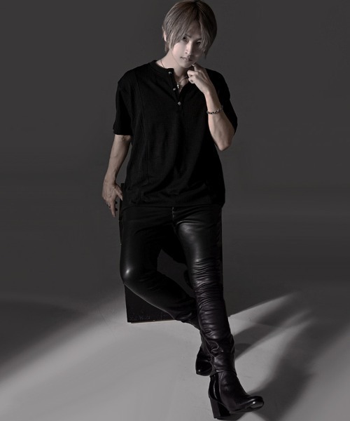 RUDOL(ルドル)の「『RUDOL/ルドル』クロスボタン切り替えデザインヘンリーネックカットソー(Tシャツ/カットソー・メンズ・ブラック/ホワイト・L/XL/M)」の10枚目の写真