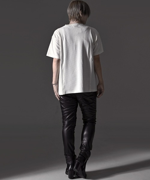 RUDOL(ルドル)の「『RUDOL/ルドル』クロスボタン切り替えデザインヘンリーネックカットソー(Tシャツ/カットソー・メンズ・ブラック/ホワイト・L/XL/M)」の22枚目の写真