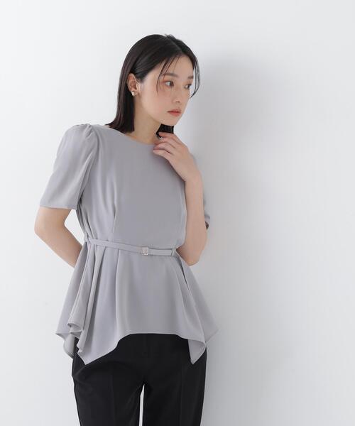 NATURAL BEAUTY BASIC(ナチュラルビューティーベーシック)の「イレヘムペプラムブラウス(シャツ/ブラウス・レディース・オフホワイト/グレー/ピンク・フリ-)」の3枚目の写真