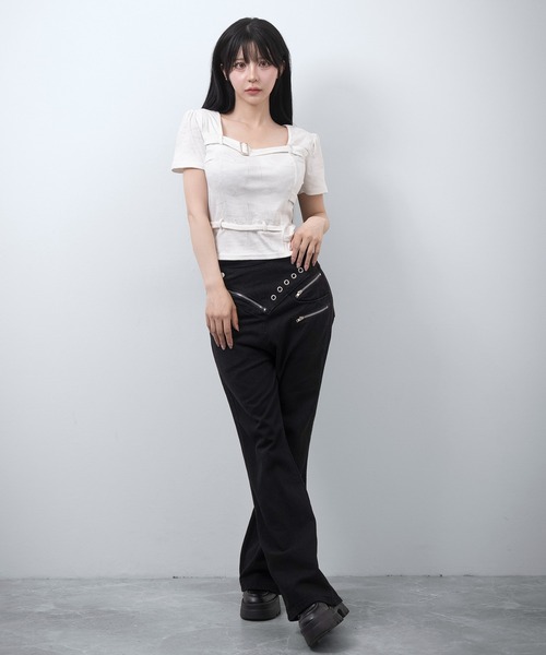 FOLLOWIN(フォロウィン)の「アイレットウエスト マルチジップストレートパンツ(デニムパンツ・レディース・ブラック・SMALL/MEDIUM)」の11枚目の写真