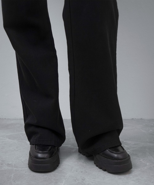 FOLLOWIN(フォロウィン)の「アイレットウエスト マルチジップストレートパンツ(デニムパンツ・レディース・ブラック・SMALL/MEDIUM)」の15枚目の写真