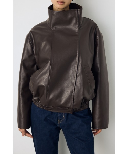 AZUL by moussy(アズールバイマウジー)の「【VERY10月号掲載】【不動の人気アウターがついに予約開始】フェイクレザースタンド中綿キルティングブルゾン 秋服 冬服(ブルゾン・レディース・ブラック/ダークブラウン・SMALL/MEDIUM)」の22枚目の写真
