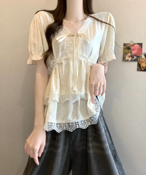 AMAJI(アマジ)の「レース切替 パフスリーブ チュニックブラウス(シャツ/ブラウス・レディース・ホワイト/ベージュ/ライトブルー・FREE)」の6枚目の写真