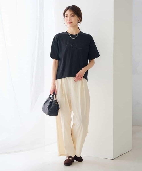 a.v.v（アーヴェヴェ）の「【接触冷感】クロップドロゴTシャツ（Tシャツ/カットソー・レディース・ホワイト/ブラック・38/40/36）」の5枚目の写真