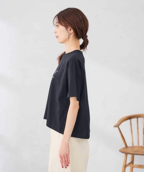 a.v.v（アーヴェヴェ）の「【接触冷感】クロップドロゴTシャツ（Tシャツ/カットソー・レディース・ホワイト/ブラック・38/40/36）」の10枚目の写真