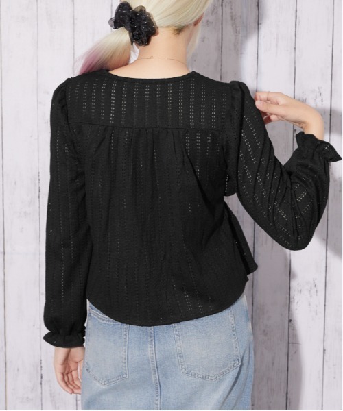 GORGE(ゴージ)の「【待望の長袖ver】カットレース フリルペプラムブラウス|全4色(シャツ/ブラウス・レディース・オフホワイト/ボルドー/ブラック/ブラウン・F)」の16枚目の写真