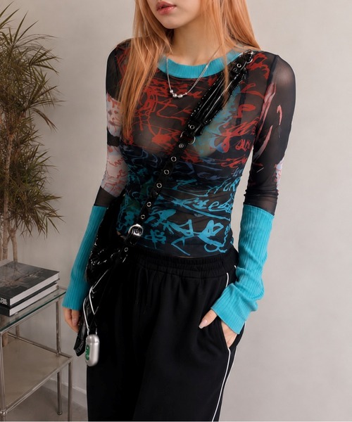 Bling Leads(ブリングリーズ)の「【Bls】 【ZL】【Bling Leads】クレリックプリント シアートップス(Tシャツ/カットソー・レディース・ブルー・FREE)」の4枚目の写真