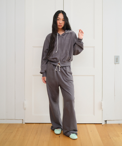 AMESWORLDWIDE（アメスワールドワイド）の「CLASSIC EASY SWEATPANTS CHARCOAL（スウェットパンツ・レディース・その他・SMALL/MEDIUM/FREE）」の6枚目の写真