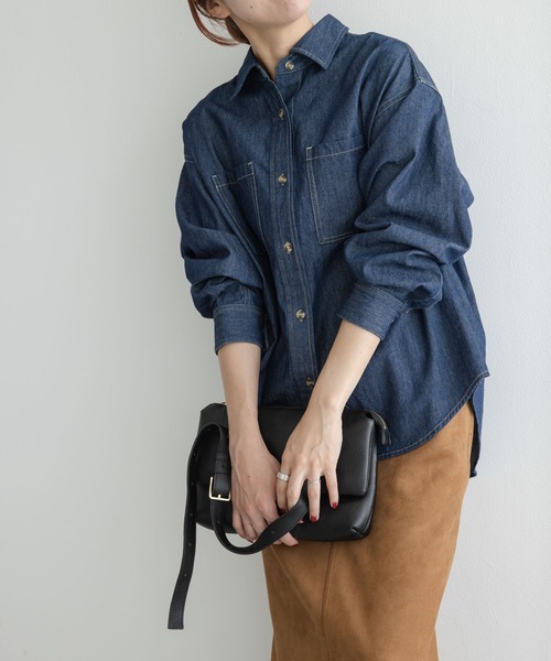 URBAN RESEARCH Sonny Label(アーバンリサーチサニーレーベル)の「デニムシャツ(シャツ/ブラウス・レディース・ライトインディゴブルー/インディゴブルー・FREE)」の3枚目の写真