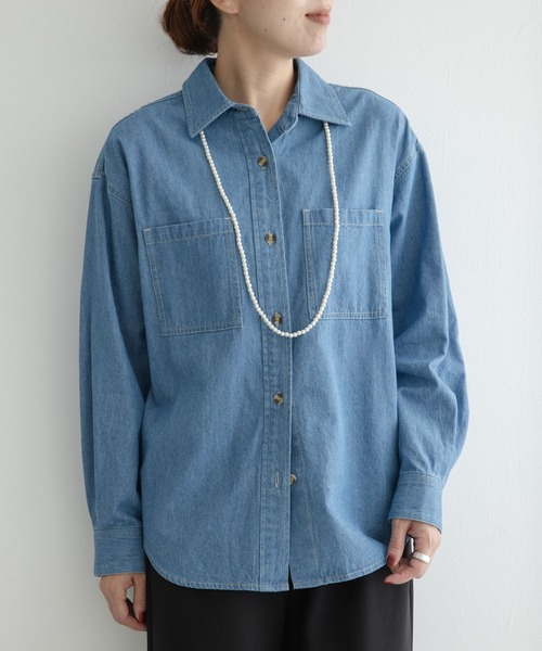 URBAN RESEARCH Sonny Label(アーバンリサーチサニーレーベル)の「デニムシャツ(シャツ/ブラウス・レディース・ライトインディゴブルー/インディゴブルー・FREE)」の11枚目の写真