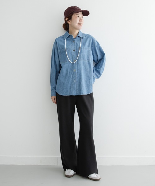 URBAN RESEARCH Sonny Label(アーバンリサーチサニーレーベル)の「デニムシャツ(シャツ/ブラウス・レディース・ライトインディゴブルー/インディゴブルー・FREE)」の15枚目の写真