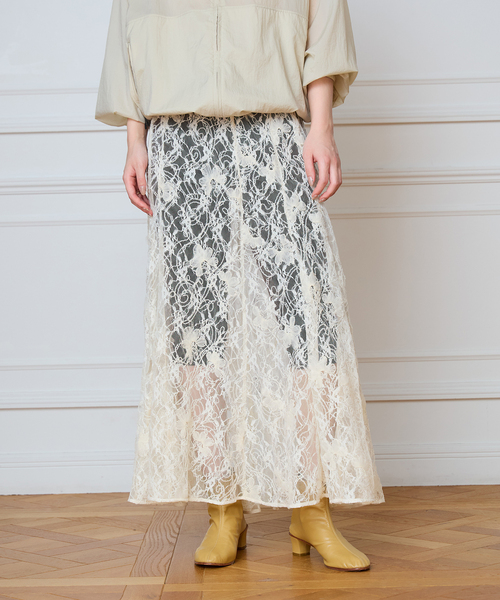 IENA LA BOUCLE(イエナラブークル)の「IENA LA BOUCLE Lace on Lace スカート(スカート・レディース・ホワイト・FREE)」の1枚目の写真